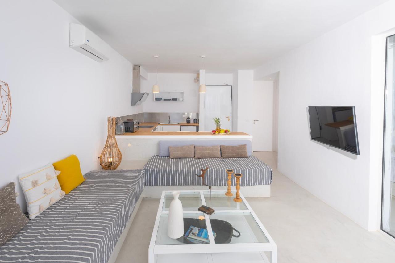 סנטוריני Infinite Blue Luxury Suites מראה חיצוני תמונה