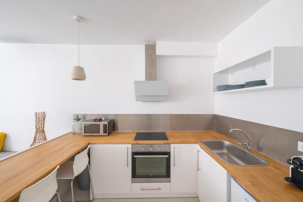 סנטוריני Infinite Blue Luxury Suites מראה חיצוני תמונה