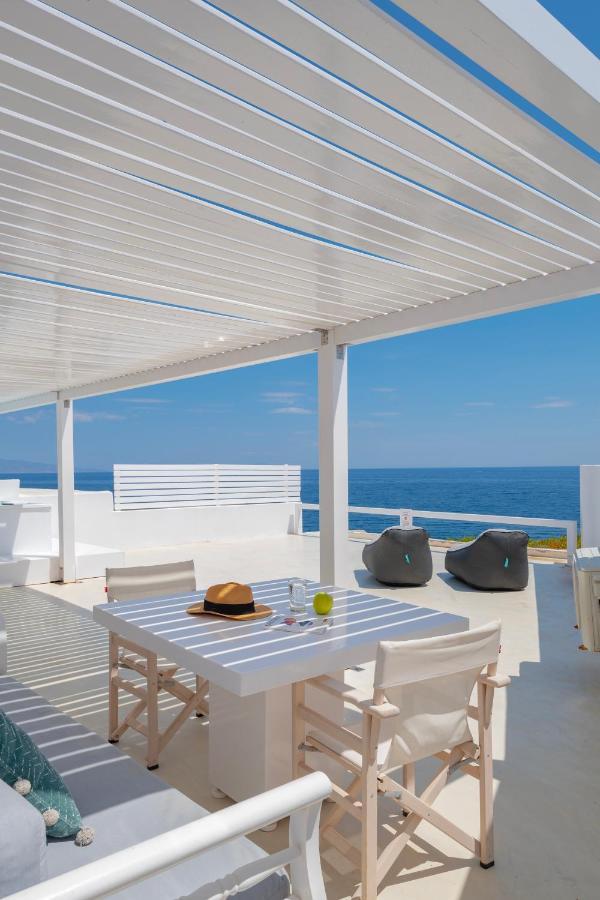 סנטוריני Infinite Blue Luxury Suites מראה חיצוני תמונה