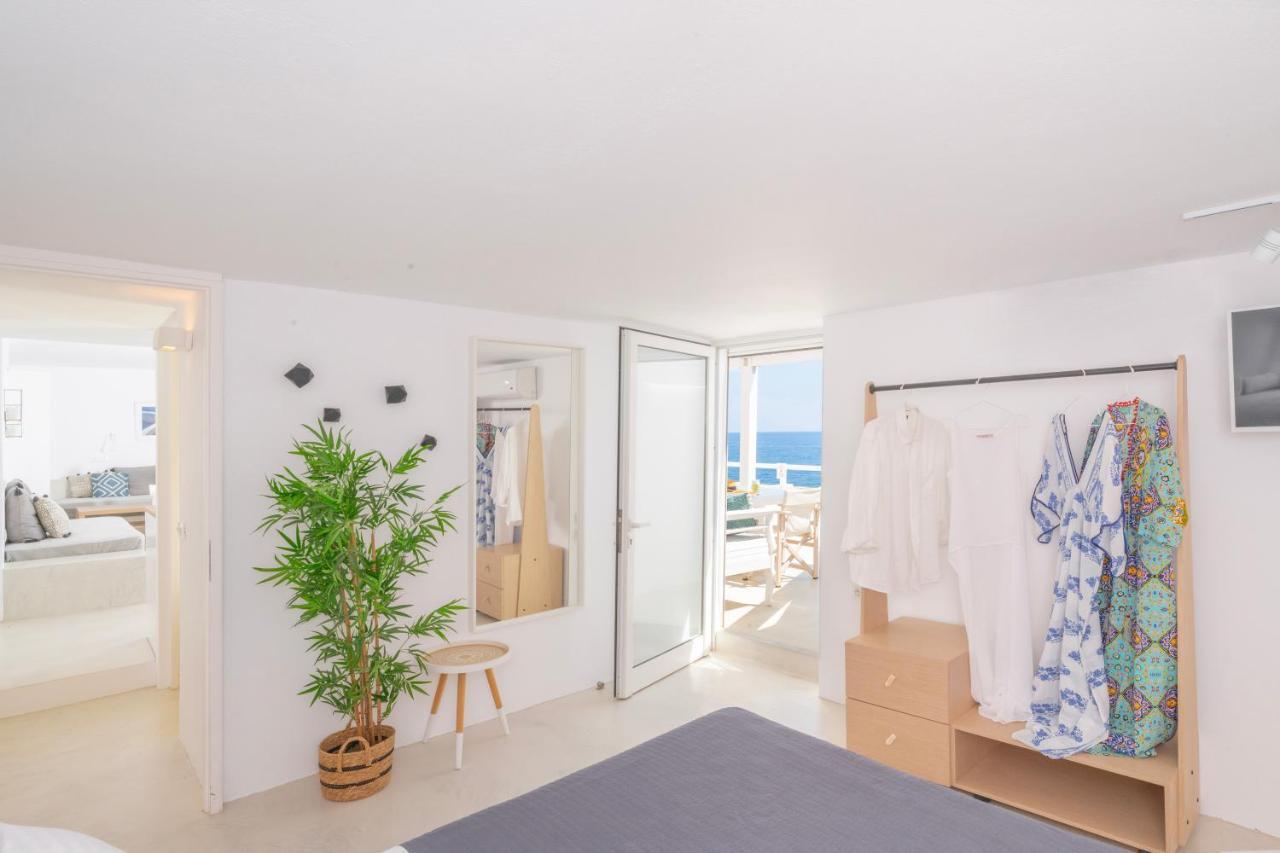 סנטוריני Infinite Blue Luxury Suites מראה חיצוני תמונה