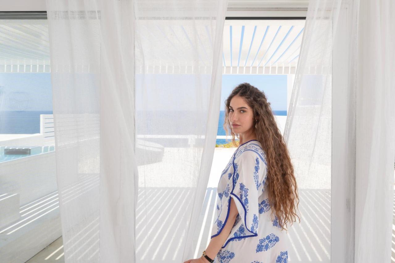 סנטוריני Infinite Blue Luxury Suites מראה חיצוני תמונה