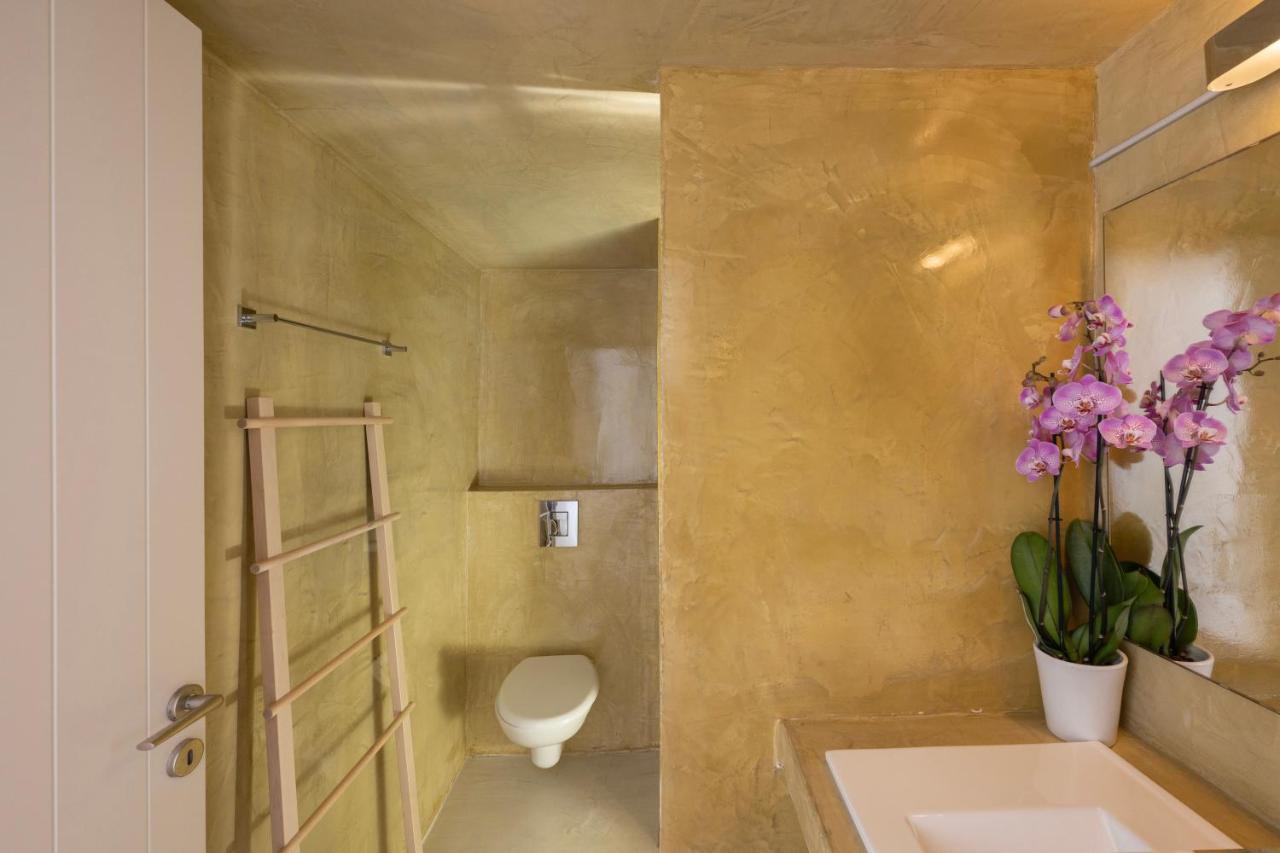 סנטוריני Infinite Blue Luxury Suites מראה חיצוני תמונה