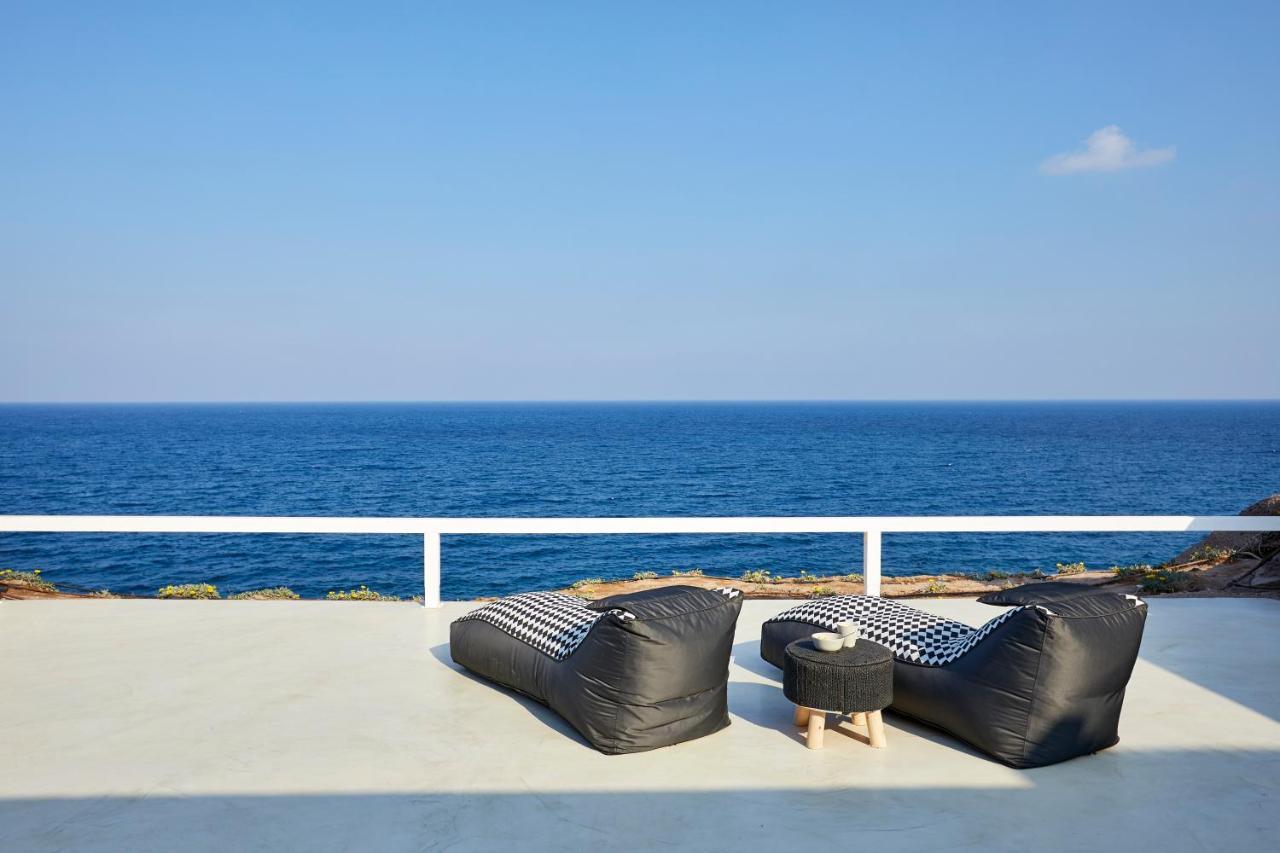 סנטוריני Infinite Blue Luxury Suites מראה חיצוני תמונה