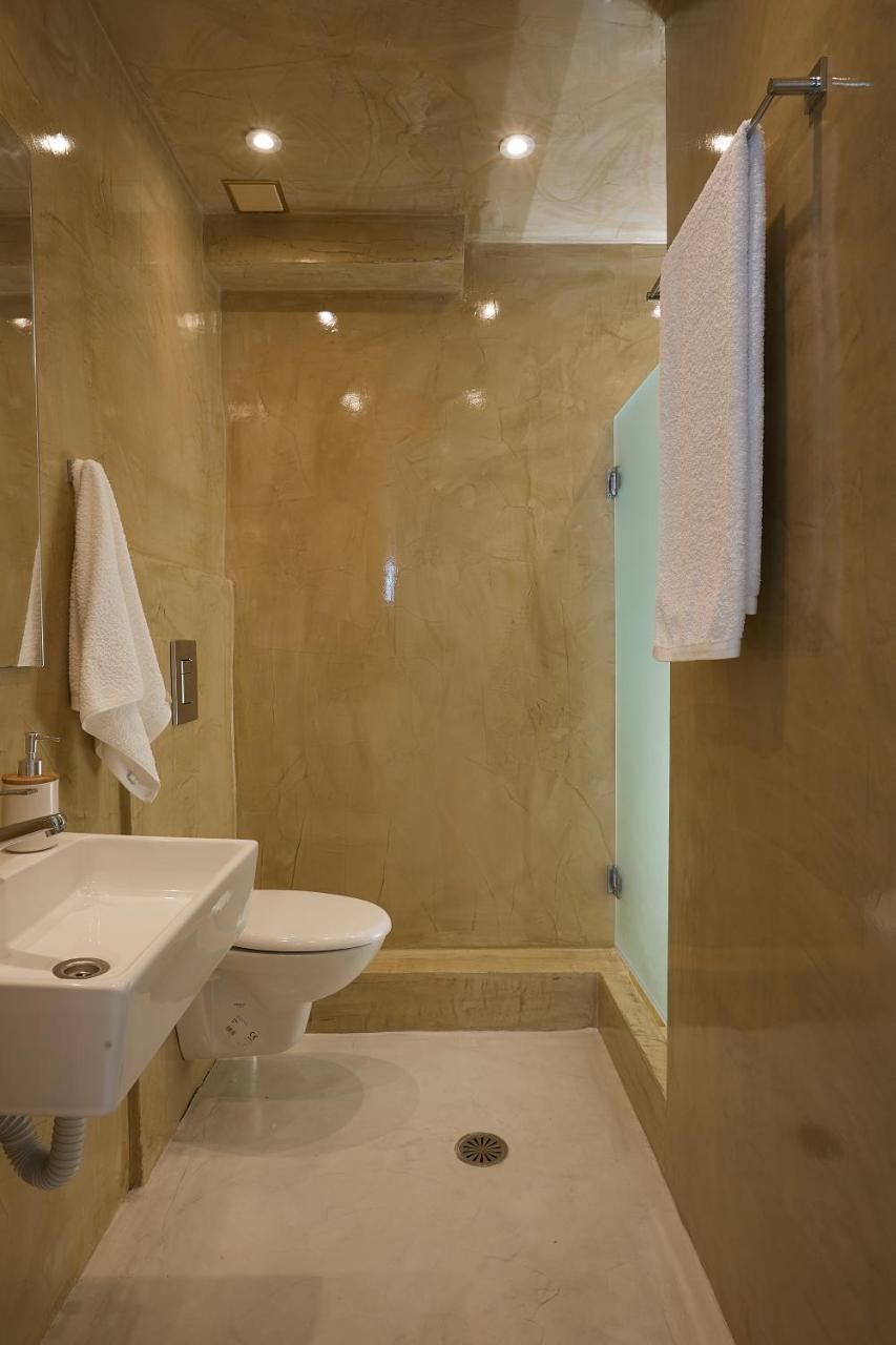 סנטוריני Infinite Blue Luxury Suites מראה חיצוני תמונה